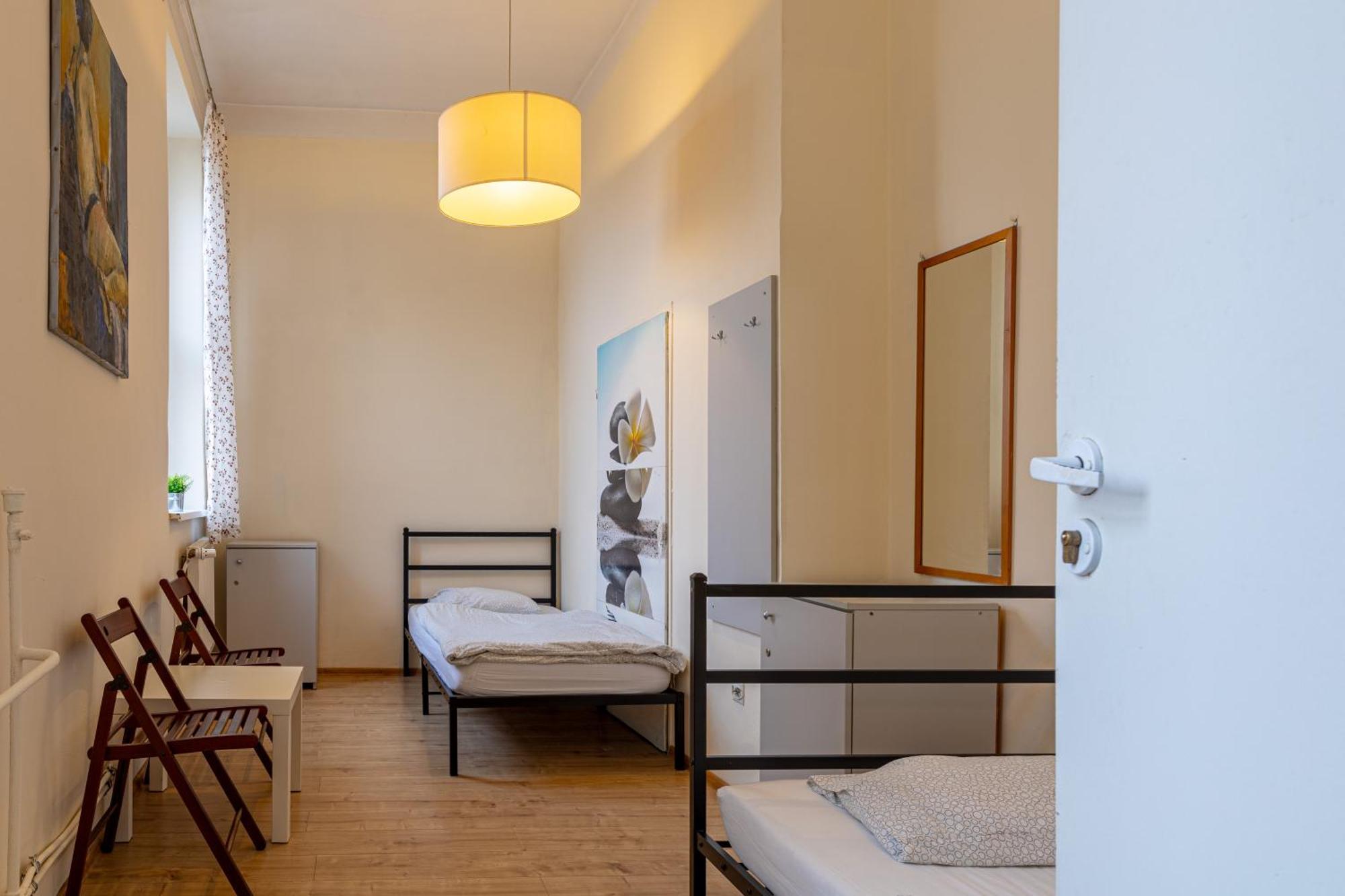 Hostel Orange Plus Torun Exterior photo